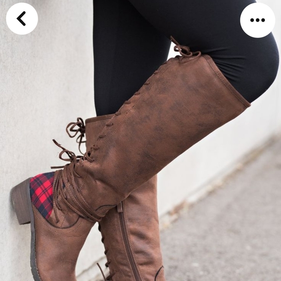 Very Volatile Marcel Women's Brown Boot sz 7 - Picture 15 of 15